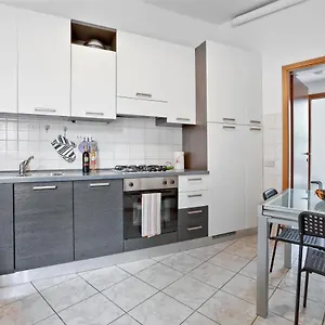  Appartamento Cenisio Brilliant Flat